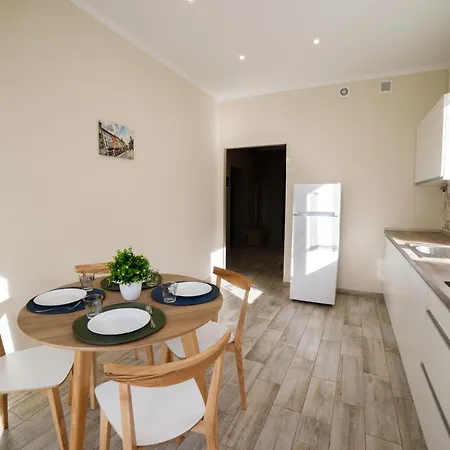 Apartment Lux *